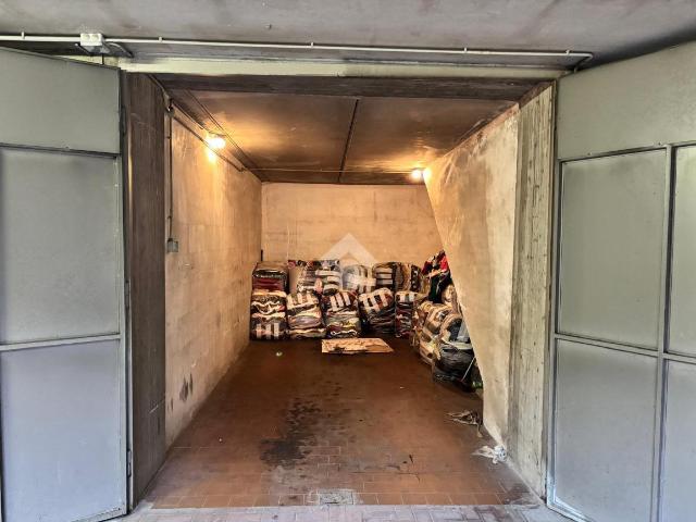 Box in vendita a Torino