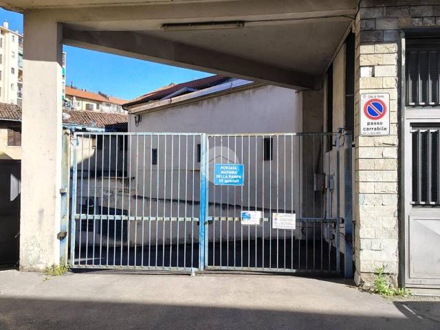 Box in vendita a Torino