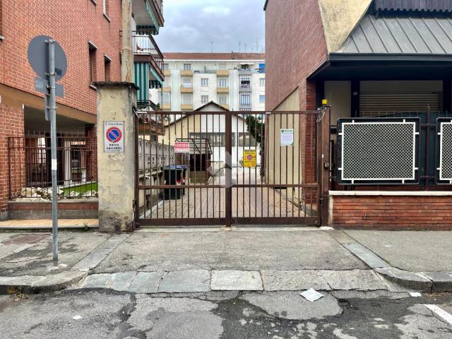 Box in vendita a Torino
