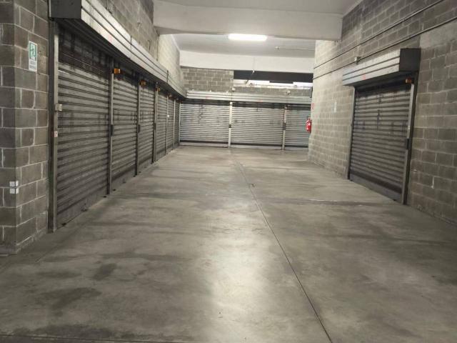Box in vendita a Torino