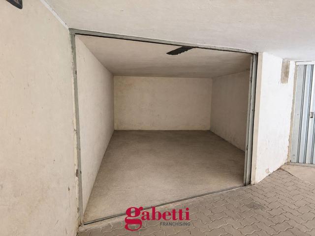 Box in vendita a Varazze