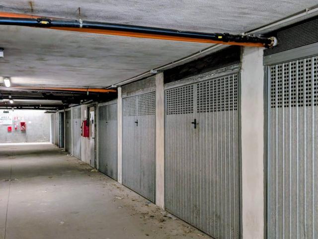 box in vendita a Voghera