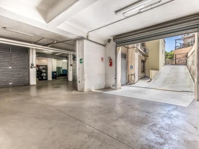 Box in Via Boemondo