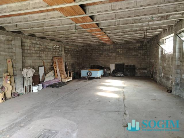 Box o garage in affitto a Gerenzano