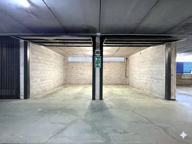 Box o garage in vendita a Cairo Montenotte