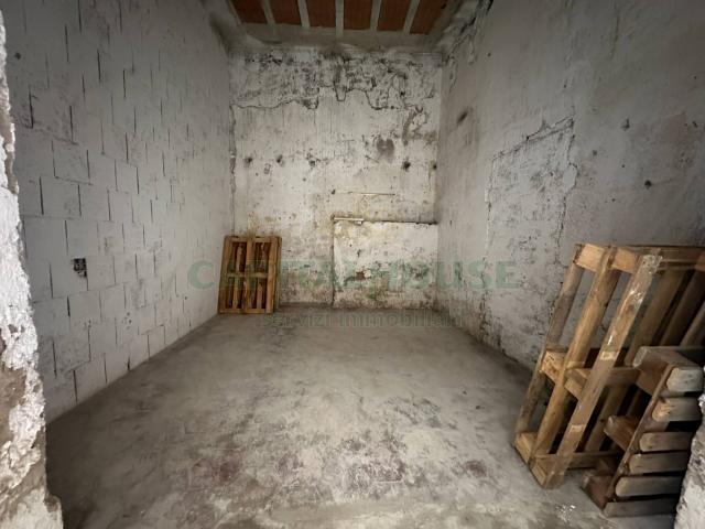 Box o garage in vendita a Capua