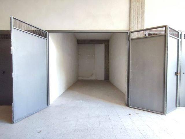 Box o garage in vendita a Catania, Via Leucatia via del Bosco