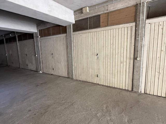 Box o garage in vendita a Charvensod