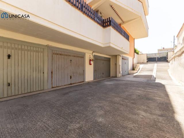 Box o garage in vendita a Ladispoli