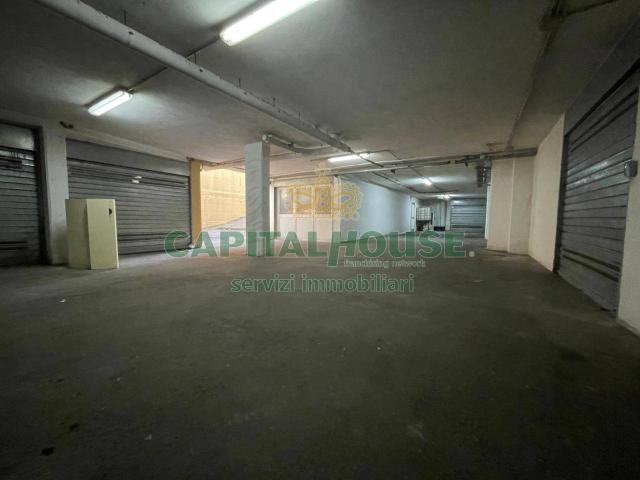 Box o garage in vendita a Pomigliano d'Arco