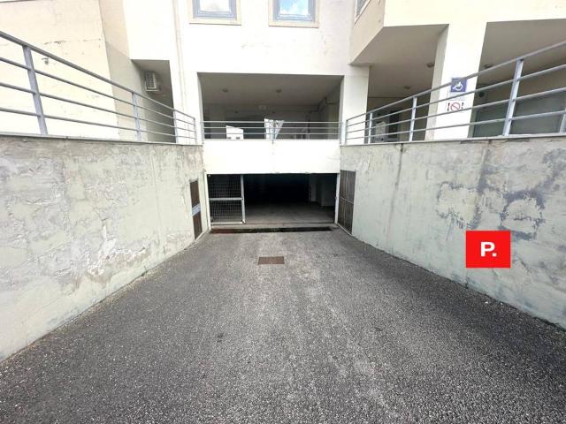 Box o garage in vendita a Santa Maria Capua Vetere