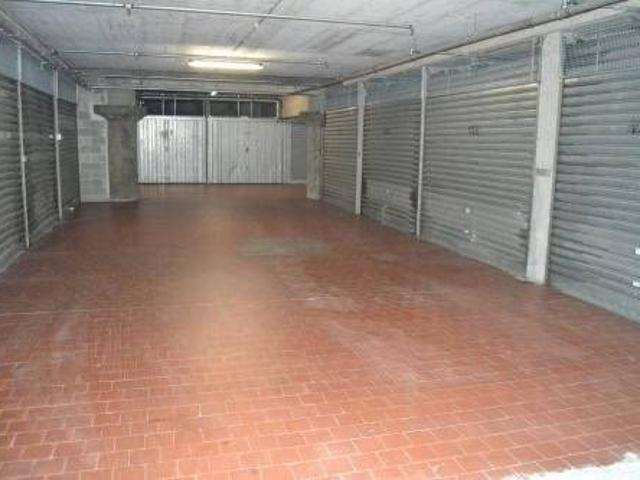 Box o garage in vendita a Torino, San Salvario