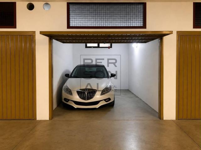 Box o garage in vendita a Trento