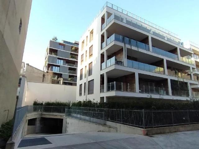 Box/Garage 10mq in vendita a Milano