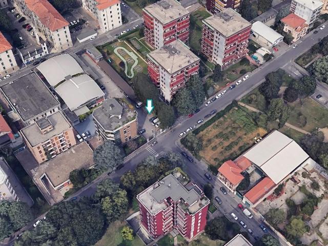 Box/Garage 11mq in vendita a Monza