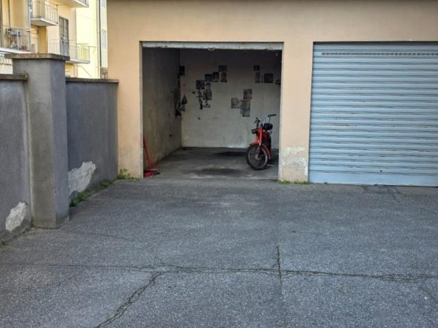 Box/Garage 12mq in vendita a Beinasco