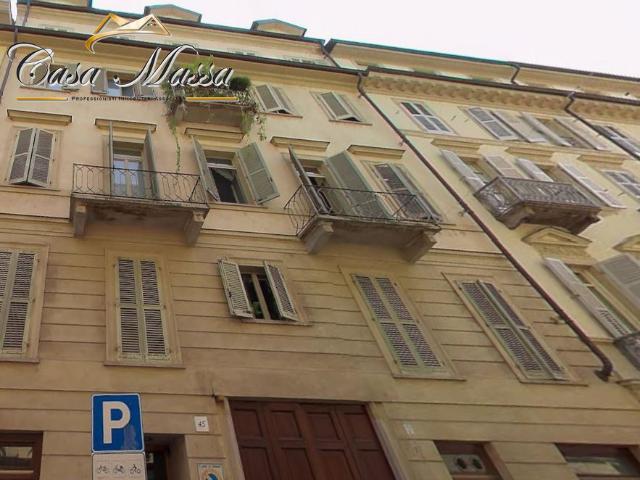 Box/Garage 12mq in vendita a Torino