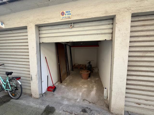 Box/Garage 12mq in vendita a Terni