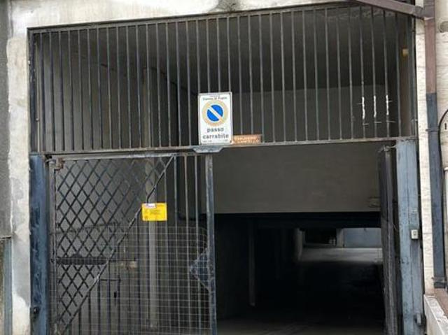 Box/Garage 200mq in vendita a Canosa di Puglia