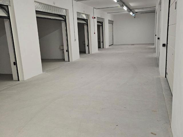 Box/Garage 20mq in affitto a Palermo