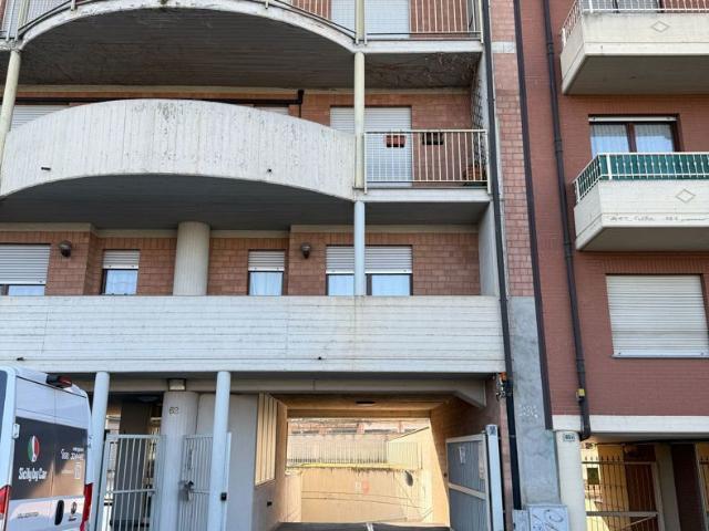 Box/Garage 24mq in vendita a Torino