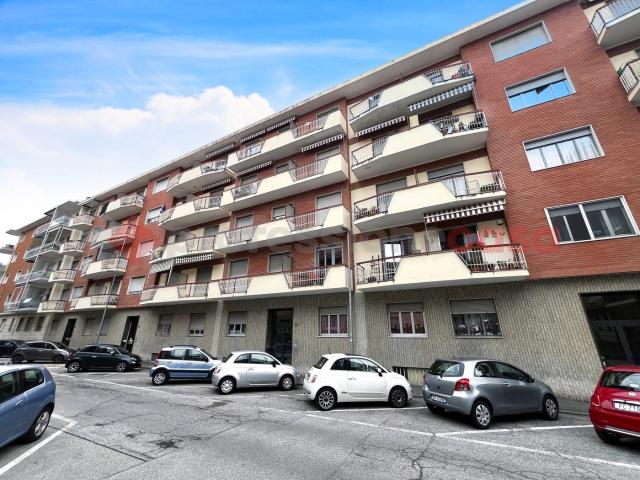 Box/Garage 50mq in vendita a Pinerolo