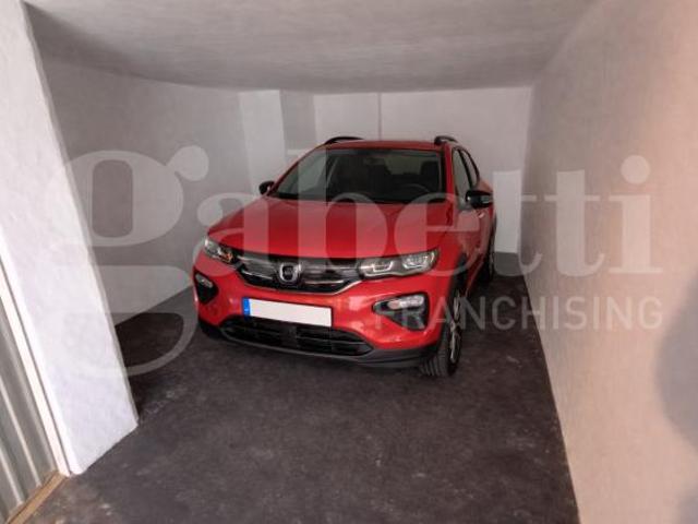 Box/Posto auto Chioggia. Rif.: 3553VRG