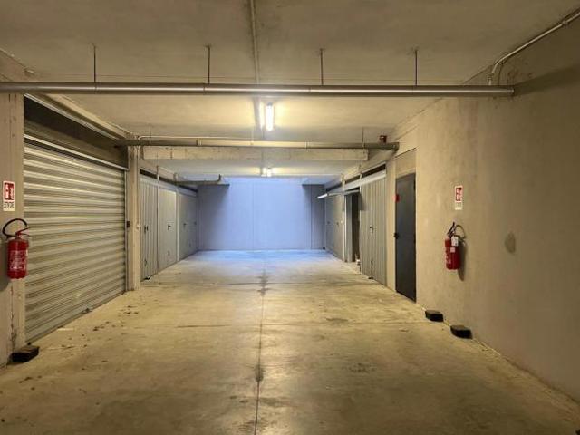 Box/Posto auto Roma. Rif.: Cod. rif 3295870VRG
