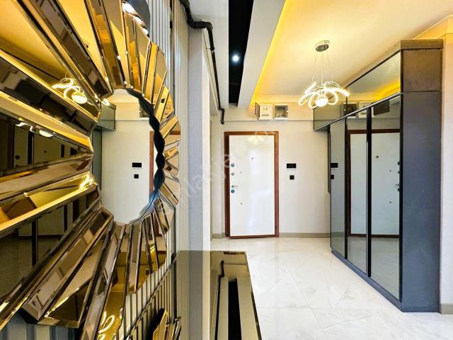 Böyle Daire Görülmedi 4+1 Çift Banyo 2 Adet Teras Balkon Tam Merkezi Konum