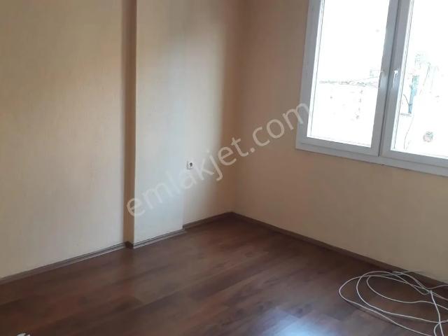 Bozyaka Merkez Yakını Çalıkuşu Mah. 3+1 110 M2 Doğalğazlı Kiralık Daire