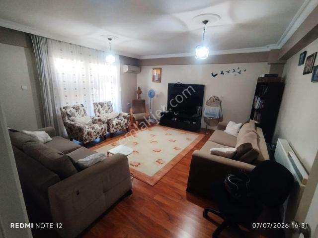 Bozyaka Merkezde 2+1 Bakımlı Daire