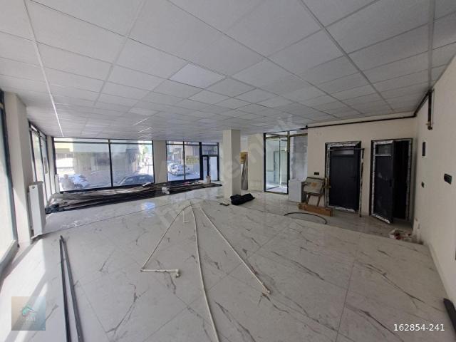 BOZYAKA BAMBİ SOKAĞI CADDEYE 20METRE 130m2 KİRALIK YENİ DÜKKAN