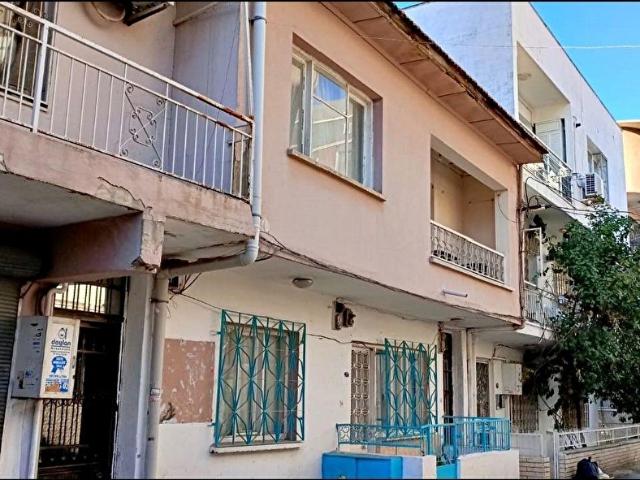 BOZYAKA SSK HASTAHANE YAKINI 2 KATLI SATILIK MUSTAKİK EV