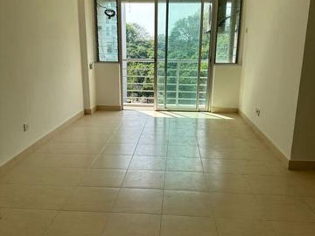 BL Garden 700sqft Hill View 1 carpark Renovated unfurnished