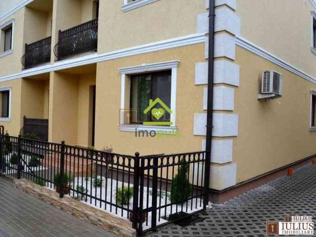 Bloc nou, centrala proprie  Lipovei