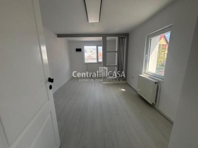 Bloc de inchiriat, 240 mp, Centru
