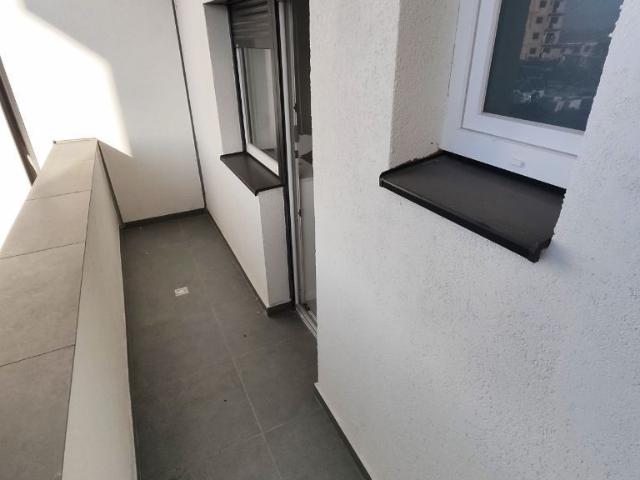 Bloc lift! Apartament 3 cam, 2 bai, balcon, incalz pard, lift