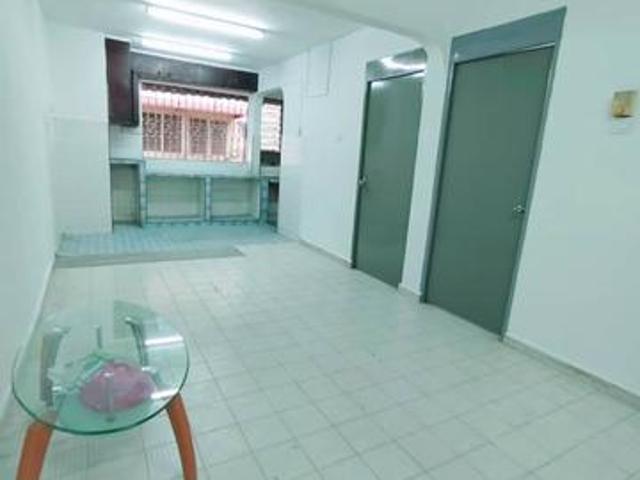 block 1901 Tun Aminah TUTA Flat for sale renovated unit