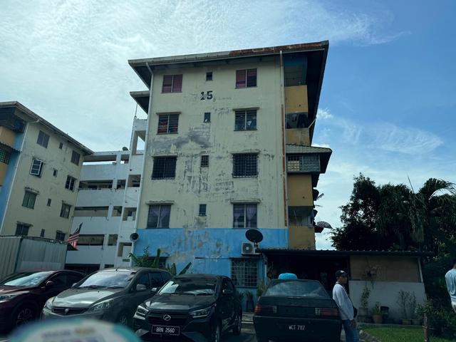 Block 19 tingkat 3 PKNS Seksyen 20 Shah Alam