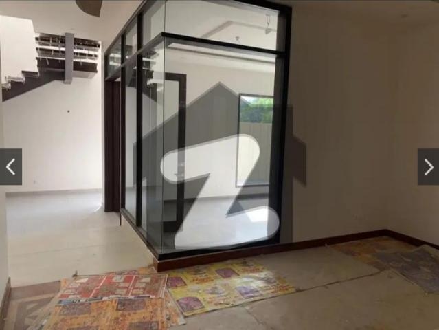 Block 2 400 sq yards structure available for sale pir ahmed zaman town block 2