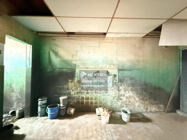 Block B Level 9 Commercial unit Dual Key, Total 3 rooms. 1 unit studio, 1 unit with 2 rooms. 1 car park Fully furnished Market value RM740K