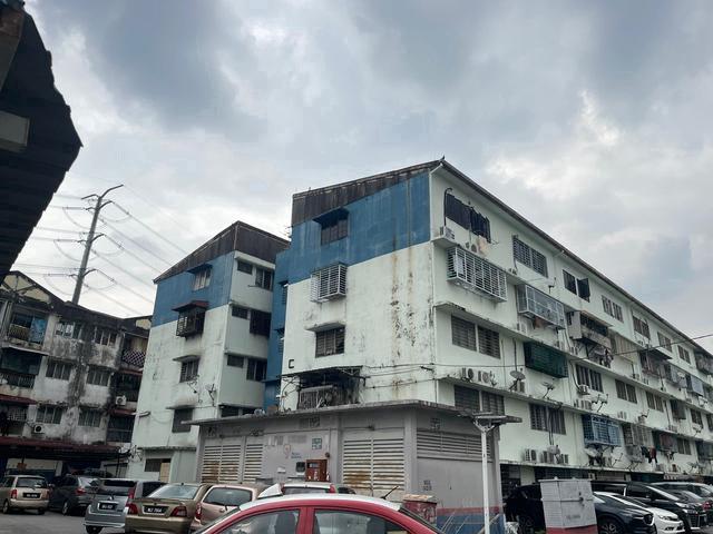 Block c ground floor taman cahaya indah LRT cahaya indah