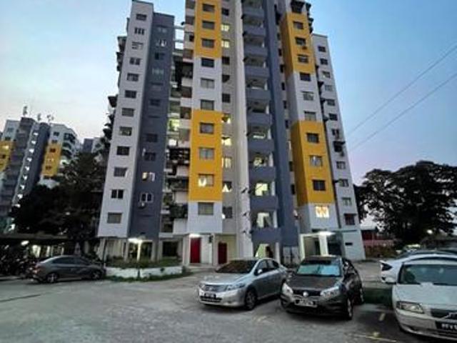 Block E1 Halaman Tenggiri