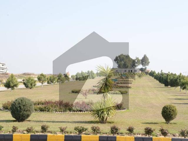 Block e 10 marla possession plot for sale