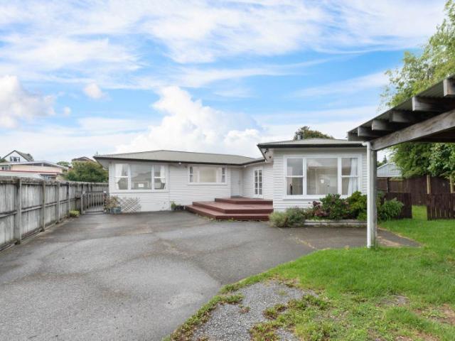 blockhouse bay, 4 bedrooms
