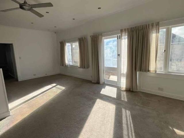 Blockhouse Bay, 4 Bedrooms