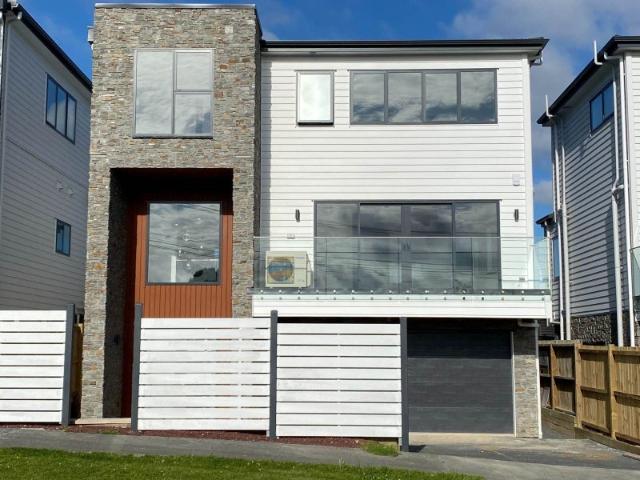 blockhouse bay, 5 bedrooms