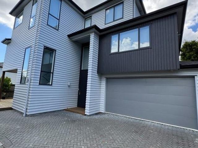 Blockhouse Bay, 5 bedrooms
