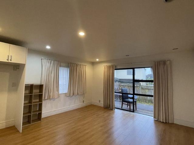blockhouse bay, 2 bedrooms