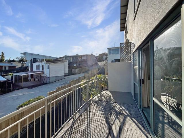 blockhouse bay, 3 bedrooms